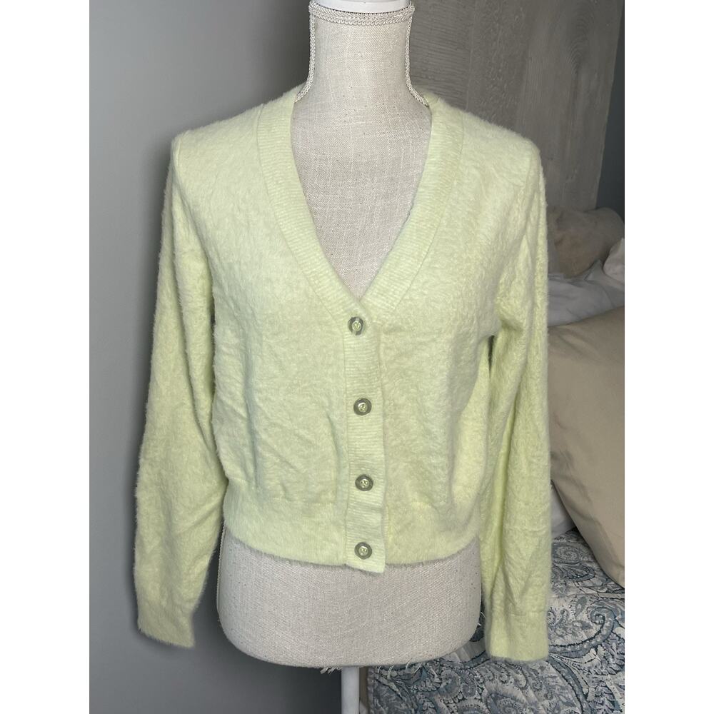 Willow & Wind Fuzzy Button Cardigan L Soft Pastel Green Knit Sweater Cozy Y2K - Picture 4 of 7